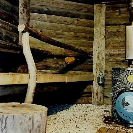 アパート Villarkala